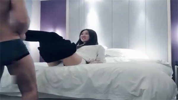 【七天极品探花】骚货小姐姐粉嫩鲍鱼任肏！腰细巨乳逆天长腿，疯狂输出狂插不停