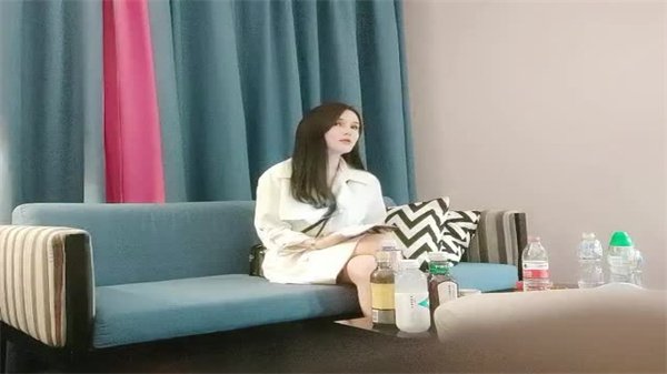 今夜甜美外围女神美腿大胸高颜值