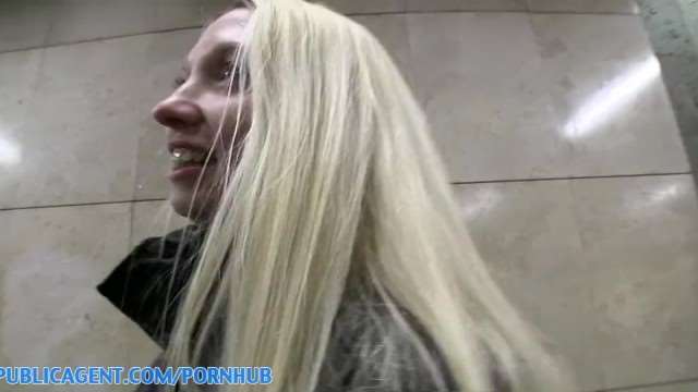 白皙骨感尤物Mina骚穴大开，主动求操狂吞巨屌